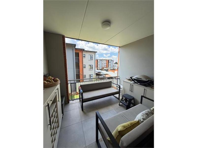 To Let 3 Bedroom Property for Rent in Glen Marais Gauteng