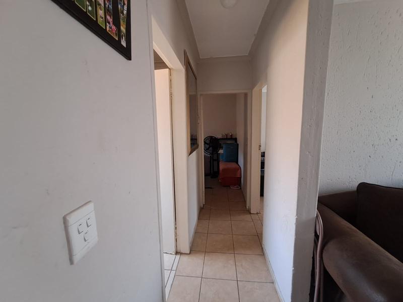 2 Bedroom Property for Sale in Olievenhoutbosch Gauteng