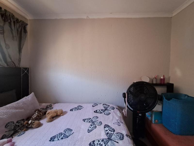 2 Bedroom Property for Sale in Olievenhoutbosch Gauteng