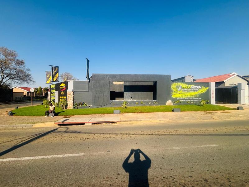 3 Bedroom Property for Sale in Fleurhof Gauteng