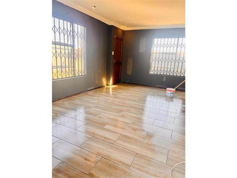 3 Bedroom Property for Sale in Fleurhof Gauteng