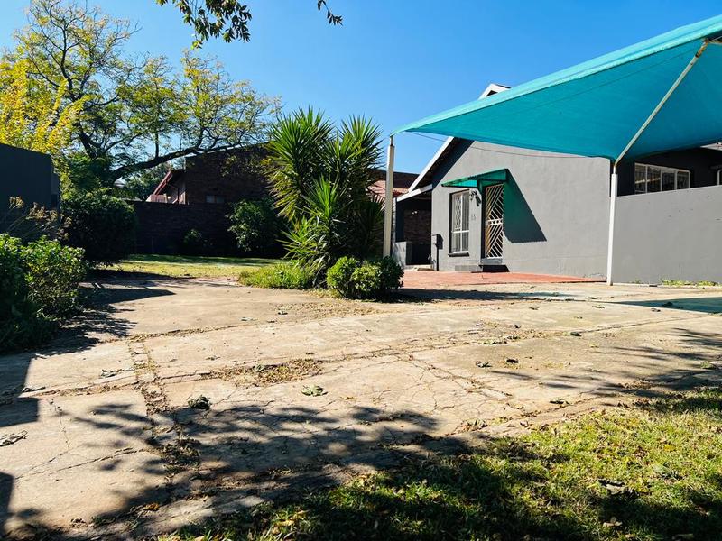 3 Bedroom Property for Sale in Fleurhof Gauteng