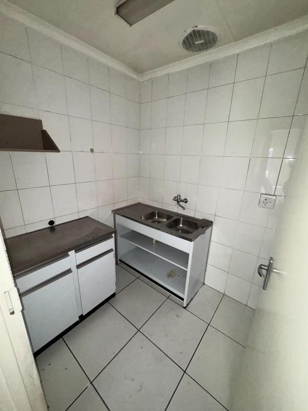 To Let Commercial Property for Rent in Gezina Gauteng