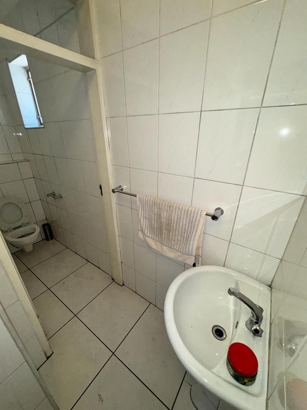 To Let Commercial Property for Rent in Gezina Gauteng