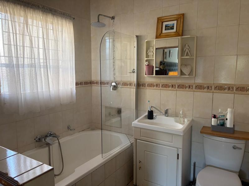 To Let 3 Bedroom Property for Rent in Vanderbijlpark SE 6 Gauteng
