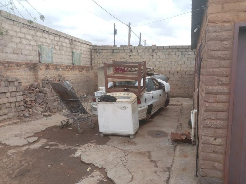 2 Bedroom Property for Sale in Mamelodi Gauteng