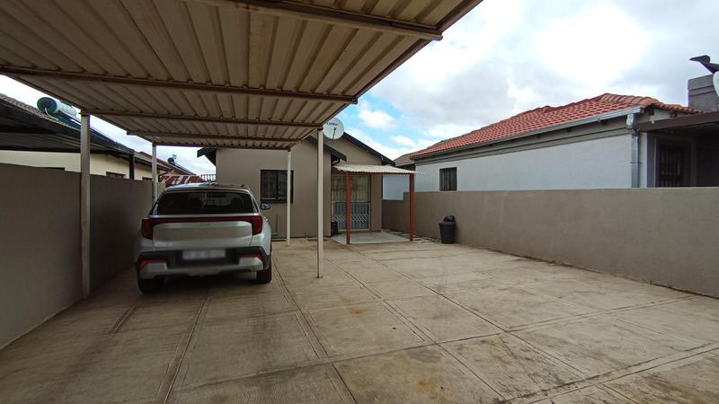 2 Bedroom Property for Sale in Soshanguve East Gauteng