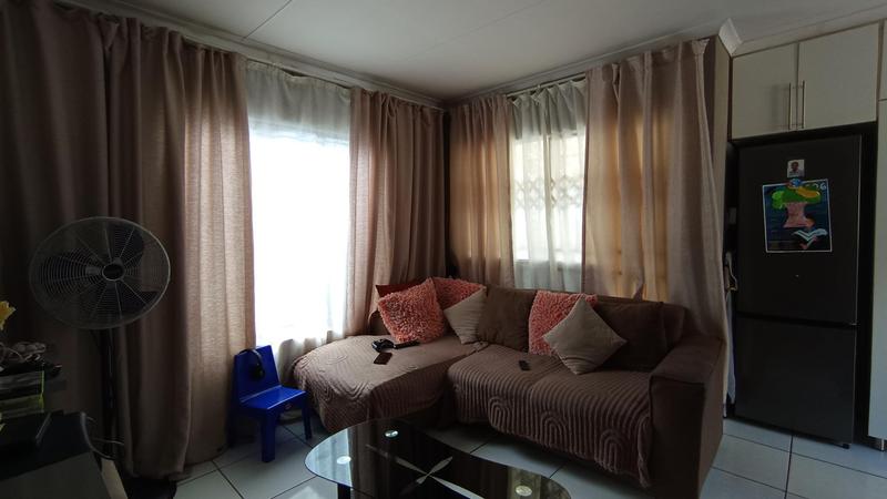 2 Bedroom Property for Sale in Soshanguve East Gauteng