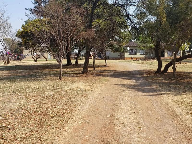 4 Bedroom Property for Sale in Meyerton Central Gauteng