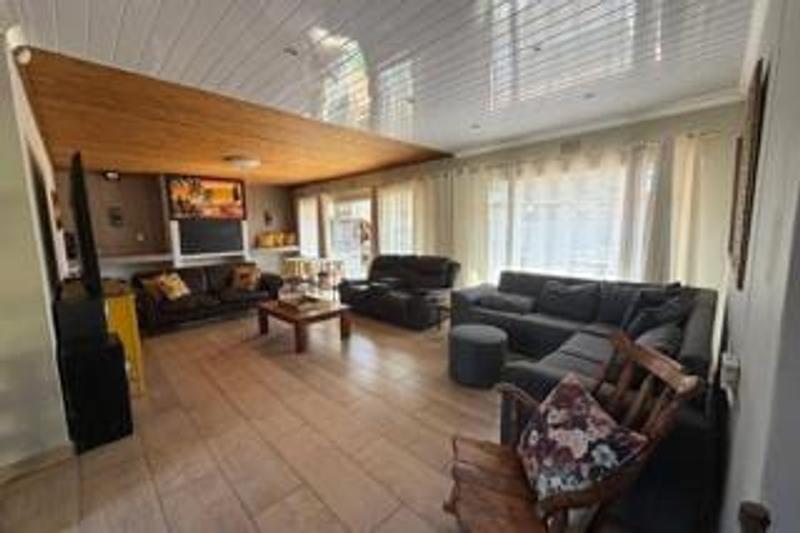 3 Bedroom Property for Sale in Arcon Park Gauteng