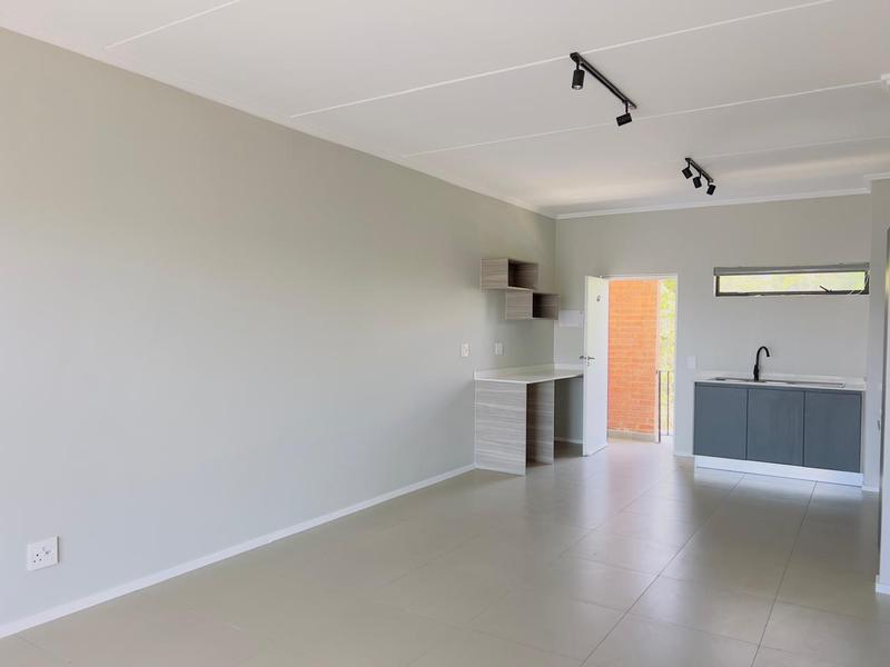 To Let 2 Bedroom Property for Rent in Bryanston Gauteng