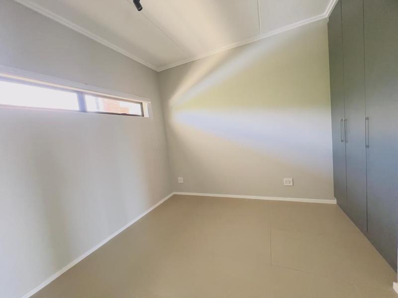 To Let 2 Bedroom Property for Rent in Bryanston Gauteng