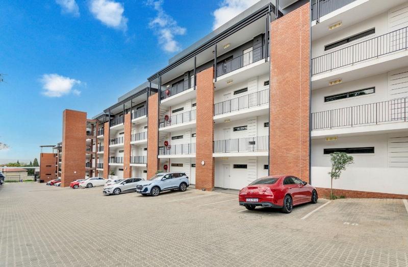 To Let 2 Bedroom Property for Rent in Bryanston Gauteng