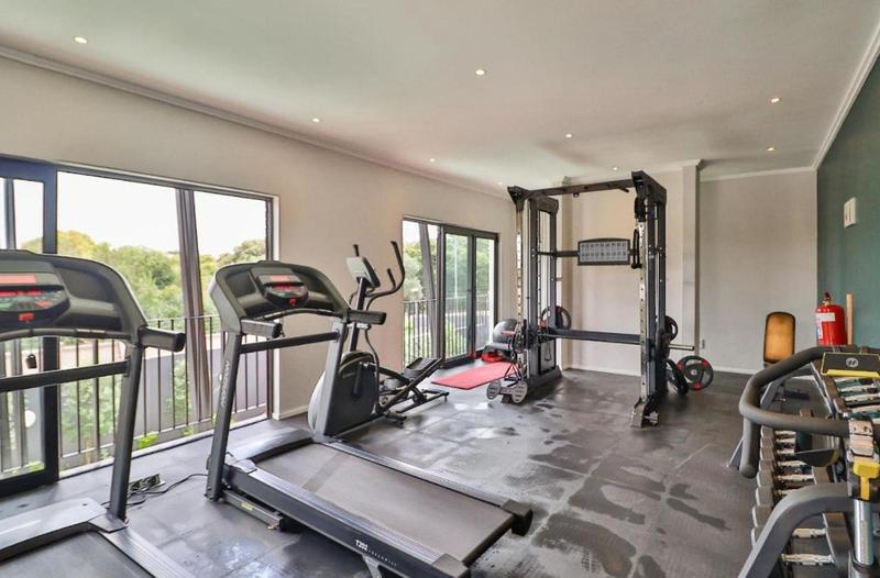 To Let 2 Bedroom Property for Rent in Bryanston Gauteng