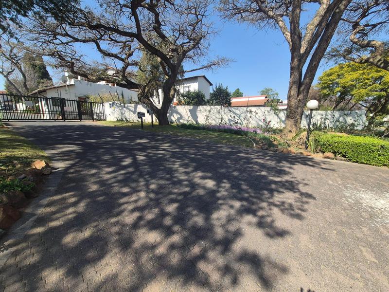 To Let 3 Bedroom Property for Rent in Epsom Downs Gauteng