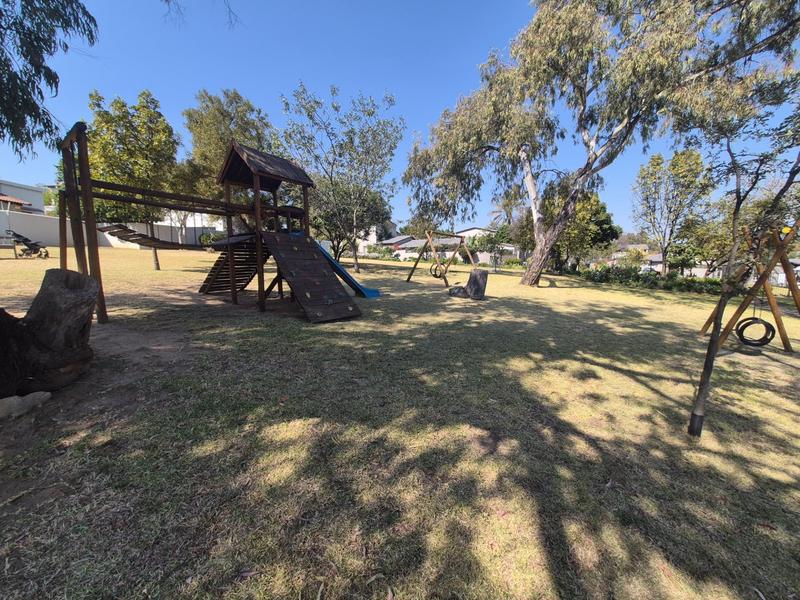 To Let 3 Bedroom Property for Rent in Epsom Downs Gauteng