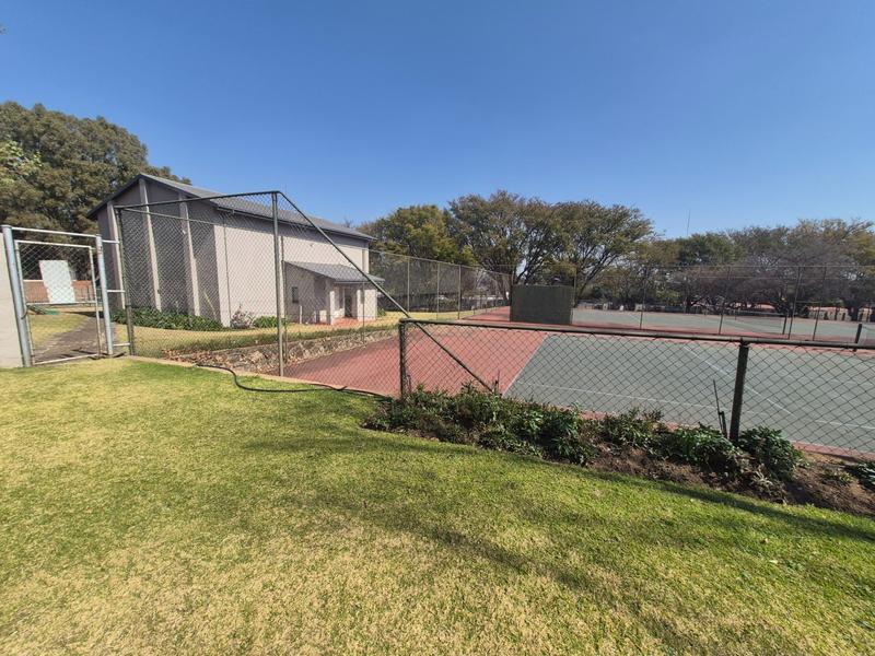To Let 3 Bedroom Property for Rent in Epsom Downs Gauteng