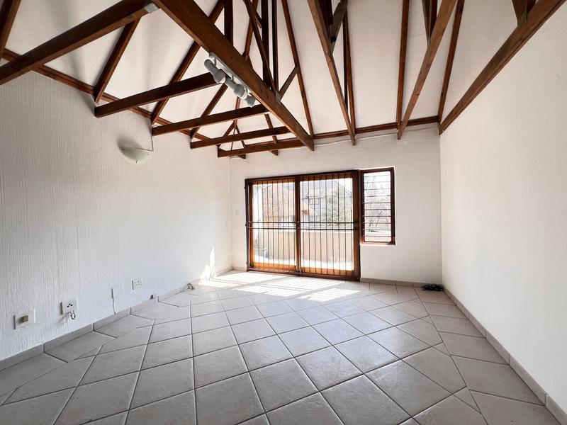 To Let 2 Bedroom Property for Rent in Sunninghill Gauteng