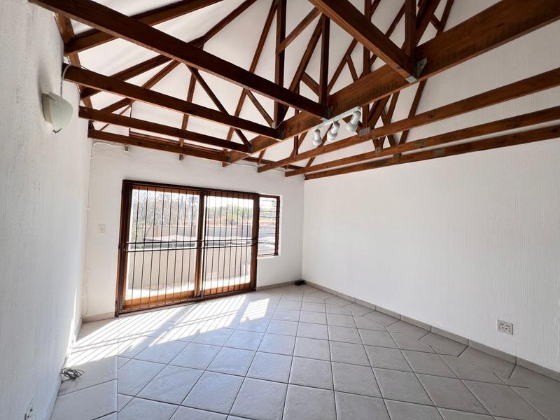 To Let 2 Bedroom Property for Rent in Sunninghill Gauteng