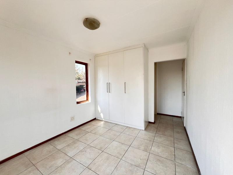To Let 2 Bedroom Property for Rent in Sunninghill Gauteng