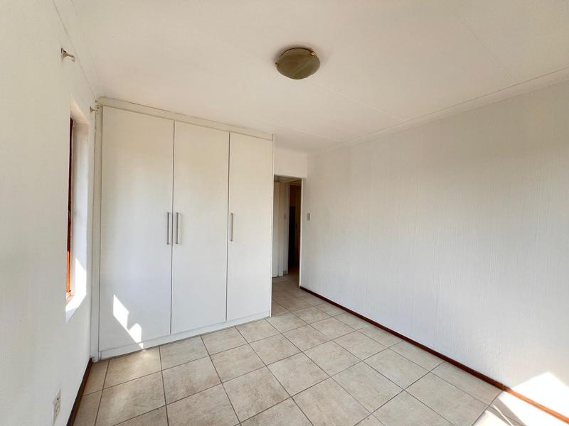 To Let 2 Bedroom Property for Rent in Sunninghill Gauteng