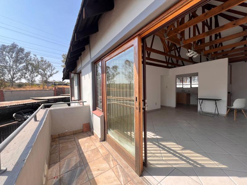 To Let 2 Bedroom Property for Rent in Sunninghill Gauteng