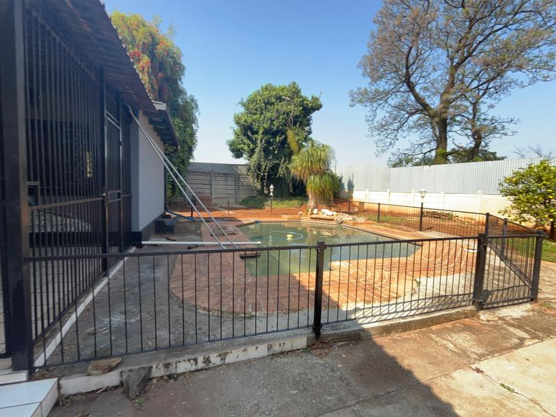 4 Bedroom Property for Sale in Brenthurst Gauteng