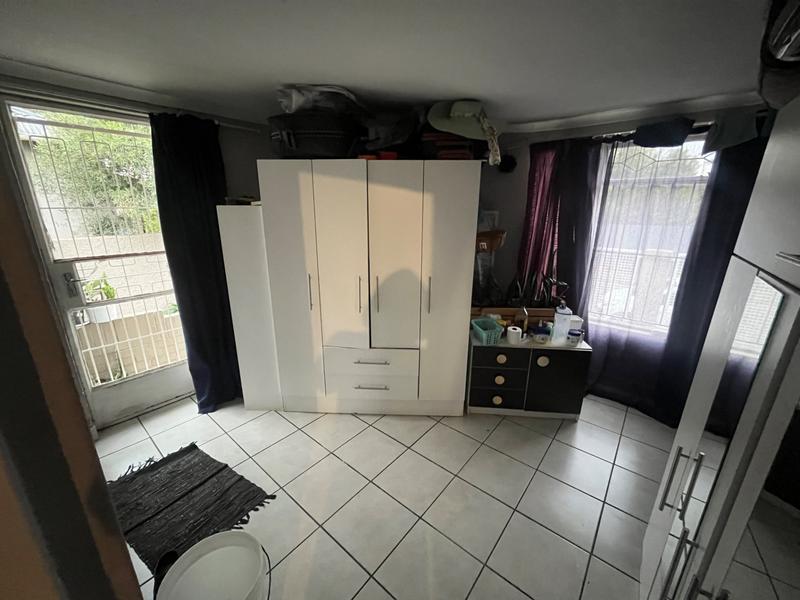 6 Bedroom Property for Sale in Orange Grove Gauteng