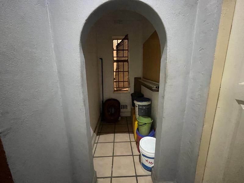 5 Bedroom Property for Sale in Rosettenville Gauteng