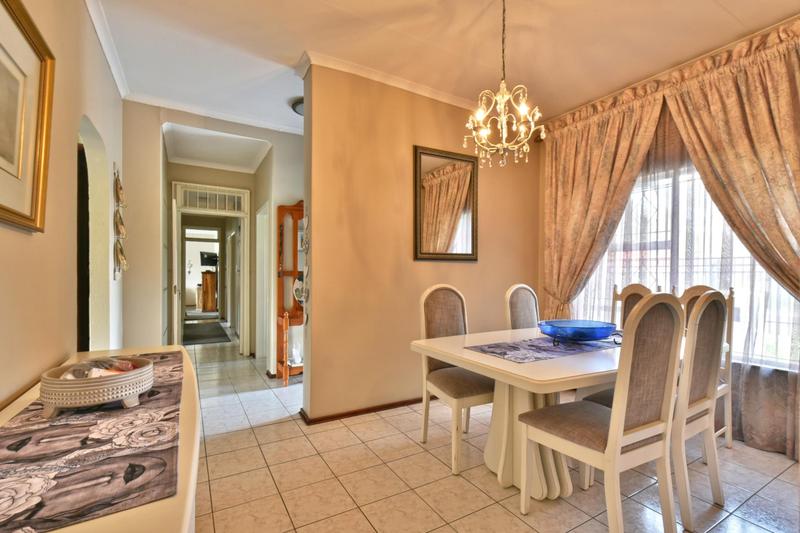 3 Bedroom Property for Sale in Brackenhurst Gauteng