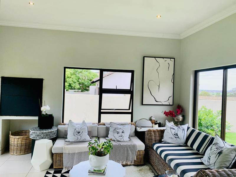 To Let 3 Bedroom Property for Rent in Midstream Hill Gauteng