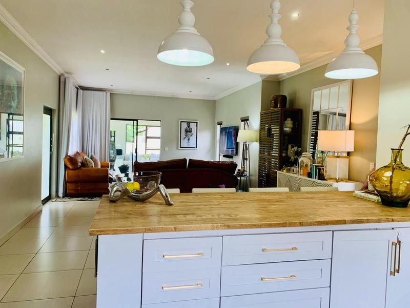 To Let 3 Bedroom Property for Rent in Midstream Hill Gauteng
