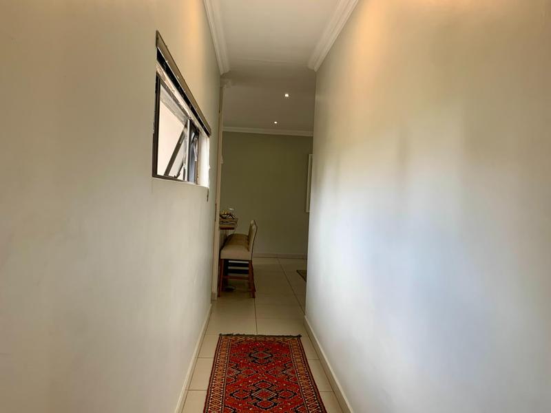 To Let 3 Bedroom Property for Rent in Midstream Hill Gauteng