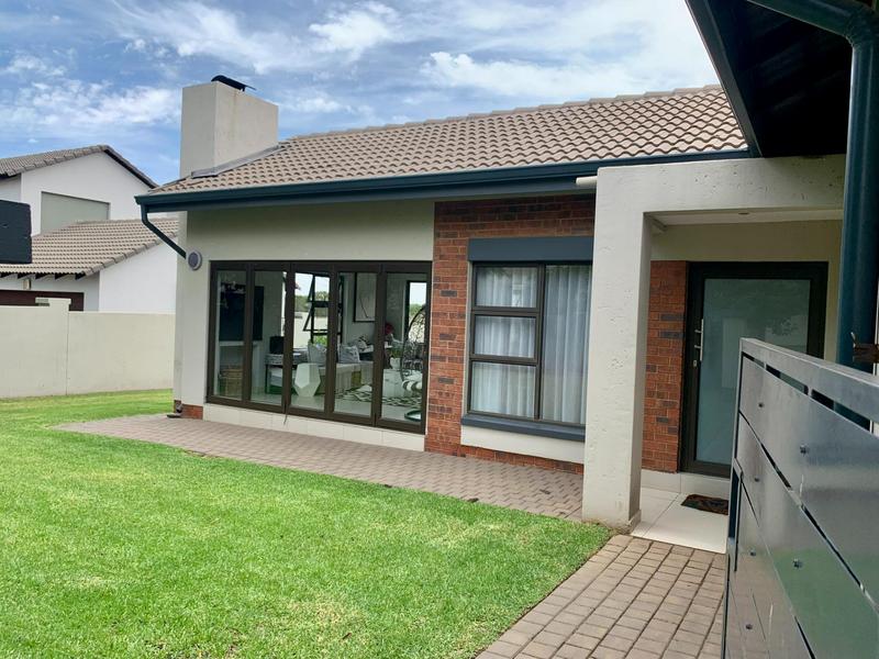 To Let 3 Bedroom Property for Rent in Midstream Hill Gauteng