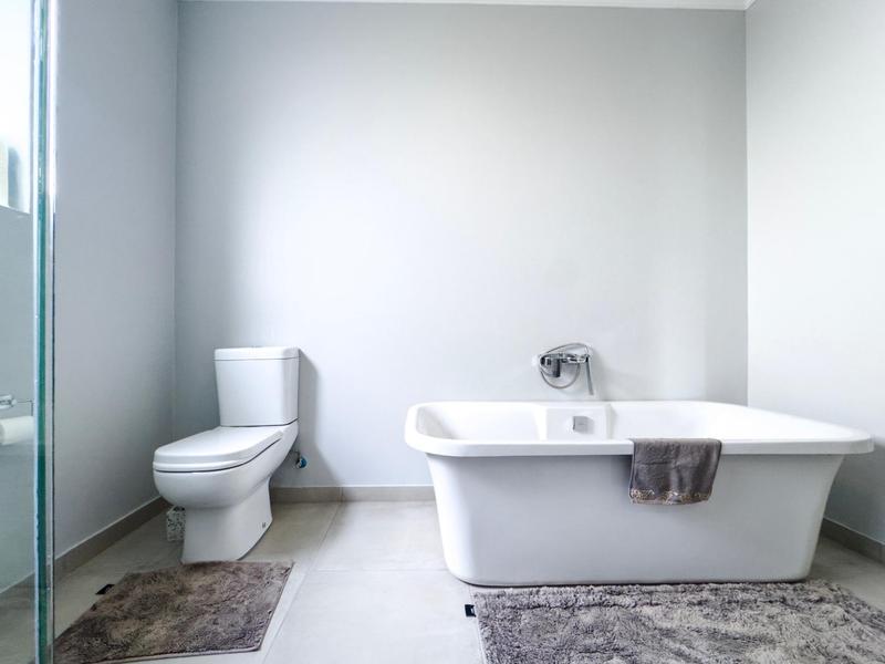 4 Bedroom Property for Sale in Midstream Ridge Gauteng