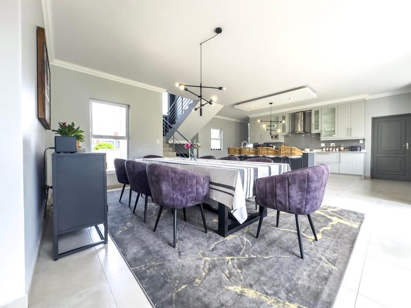4 Bedroom Property for Sale in Midstream Ridge Gauteng