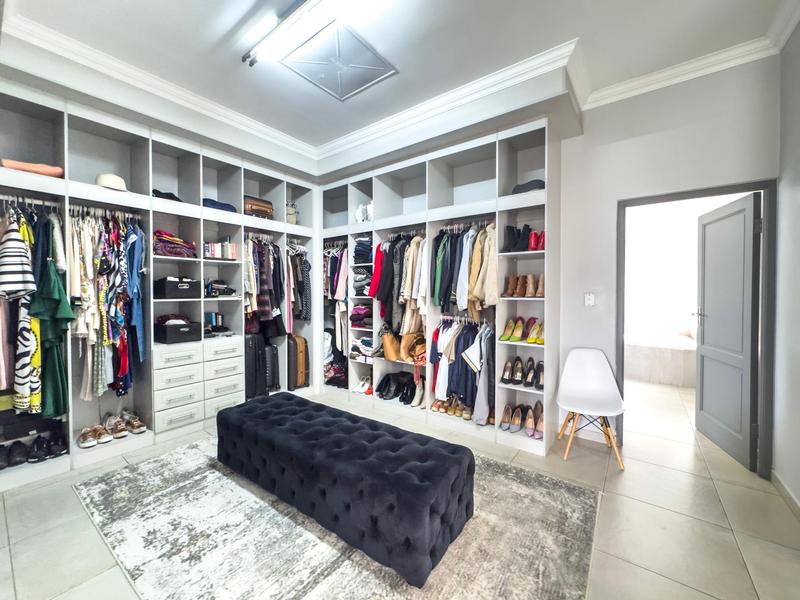 4 Bedroom Property for Sale in Midstream Ridge Gauteng