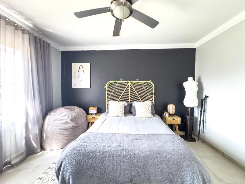 4 Bedroom Property for Sale in Midstream Ridge Gauteng