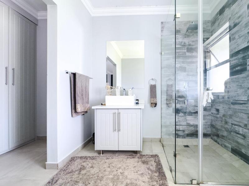 4 Bedroom Property for Sale in Midstream Ridge Gauteng