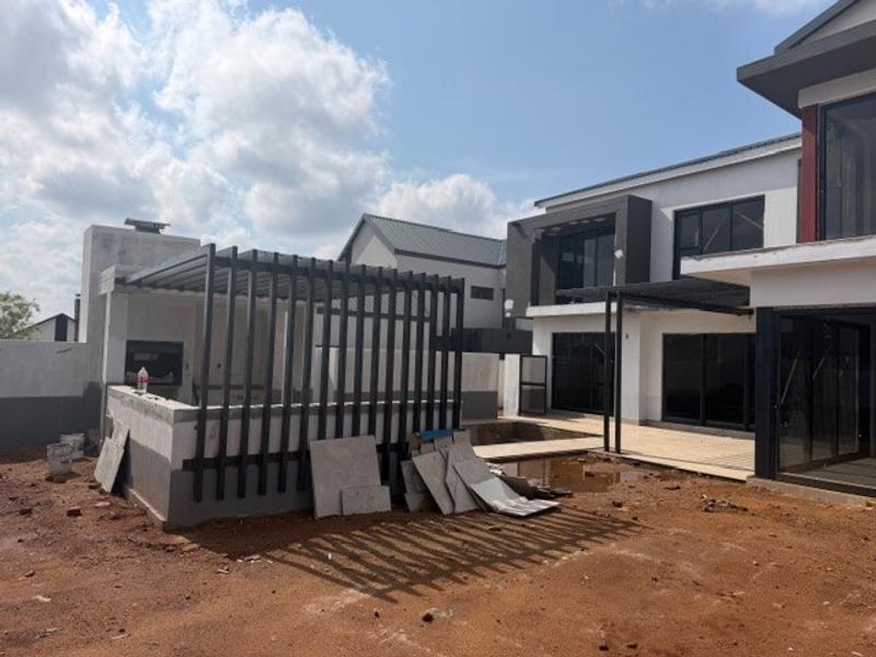 4 Bedroom Property for Sale in Midstream Heights Gauteng