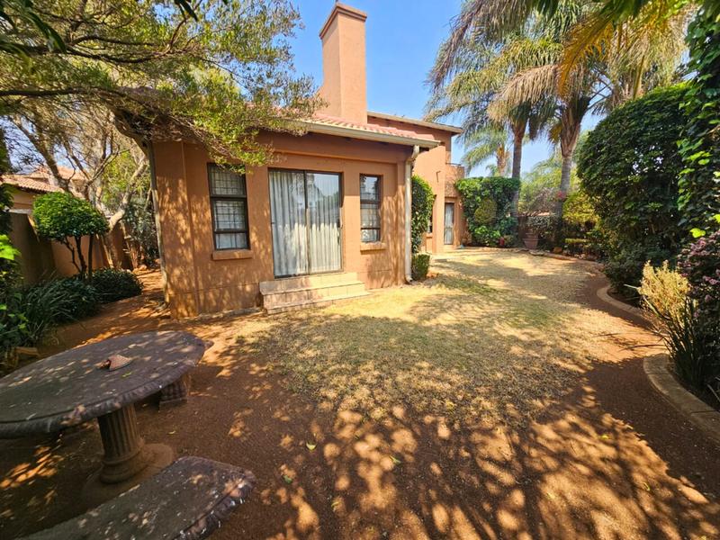 To Let 3 Bedroom Property for Rent in Glen Marais Gauteng