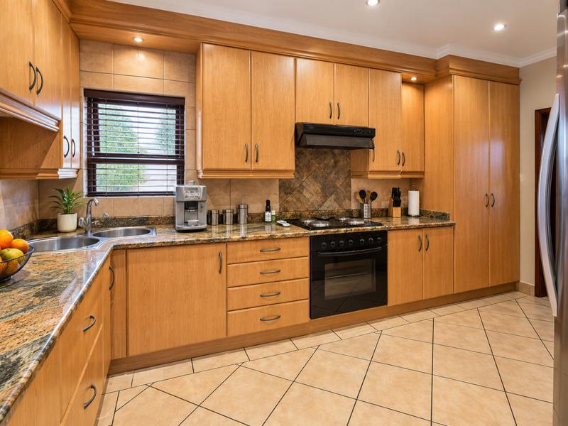 3 Bedroom Property for Sale in Glen Marais Gauteng