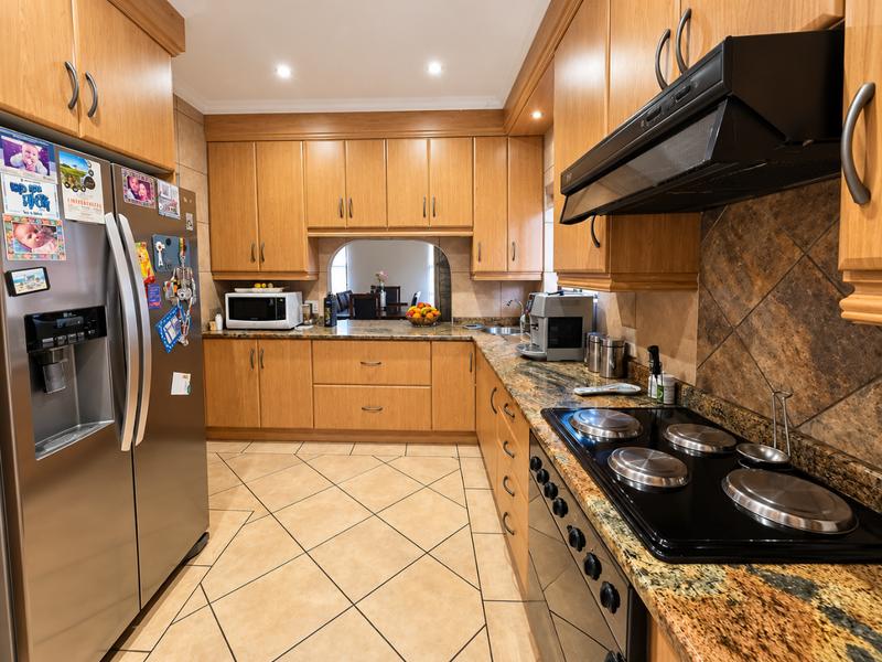 3 Bedroom Property for Sale in Glen Marais Gauteng