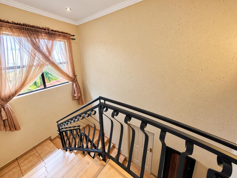 3 Bedroom Property for Sale in Glen Marais Gauteng