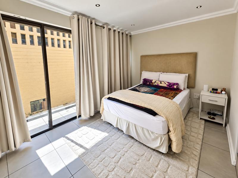 To Let 3 Bedroom Property for Rent in Linden Gauteng