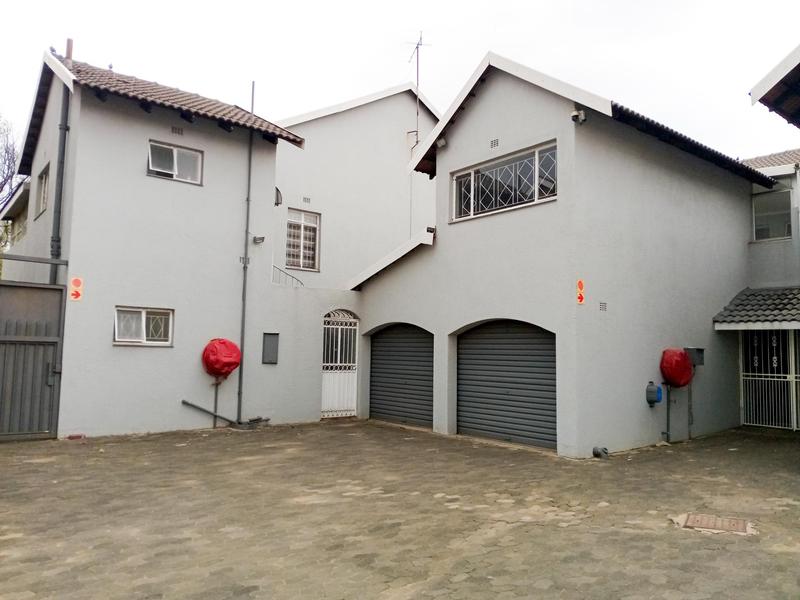 4 Bedroom Property for Sale in Three Rivers Gauteng