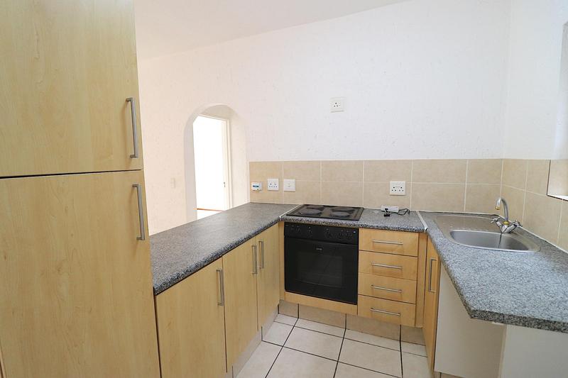 To Let 1 Bedroom Property for Rent in Lonehill Gauteng