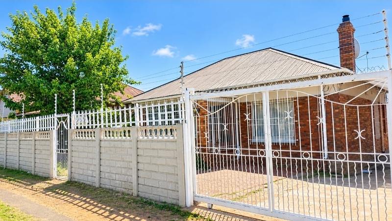 3 Bedroom Property for Sale in Kenilworth Gauteng