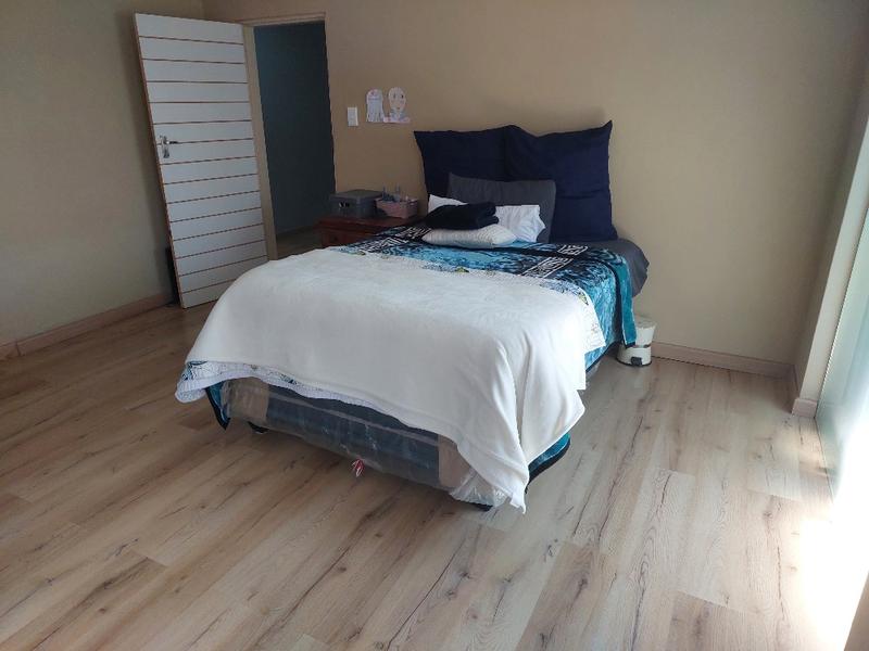 4 Bedroom Property for Sale in Jameson Park Gauteng