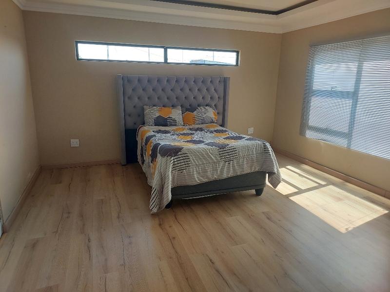 4 Bedroom Property for Sale in Jameson Park Gauteng